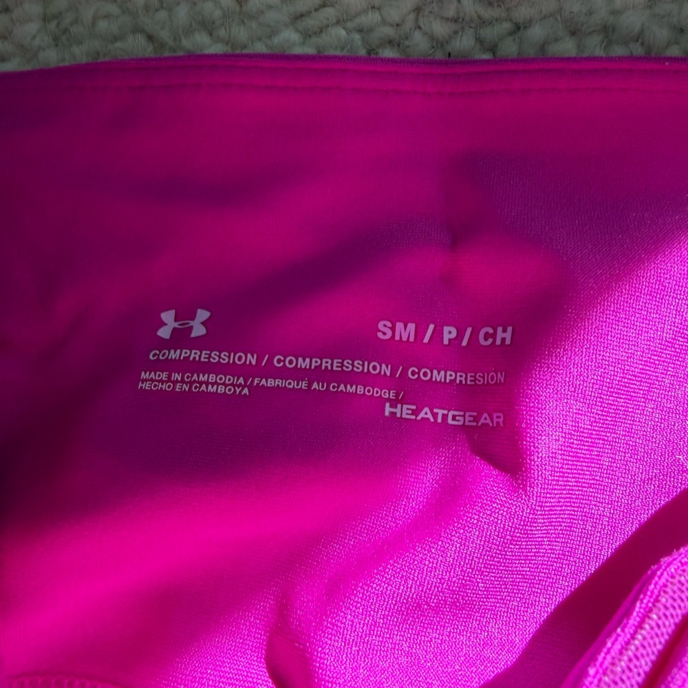 Under Armour Women's High-Rise Bike Shorts - Hot Pink. EUC - Picture 2 of 2